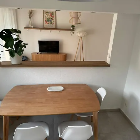 Apartmán Nahe Messe Und Uniklinikum Mit Stellplatz *