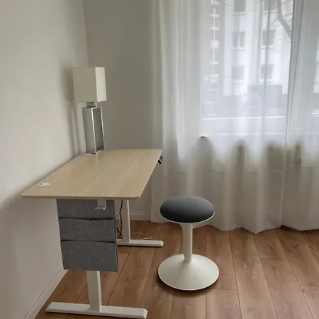 Apartment Nahe Messe Und Uniklinikum Mit Stellplatz